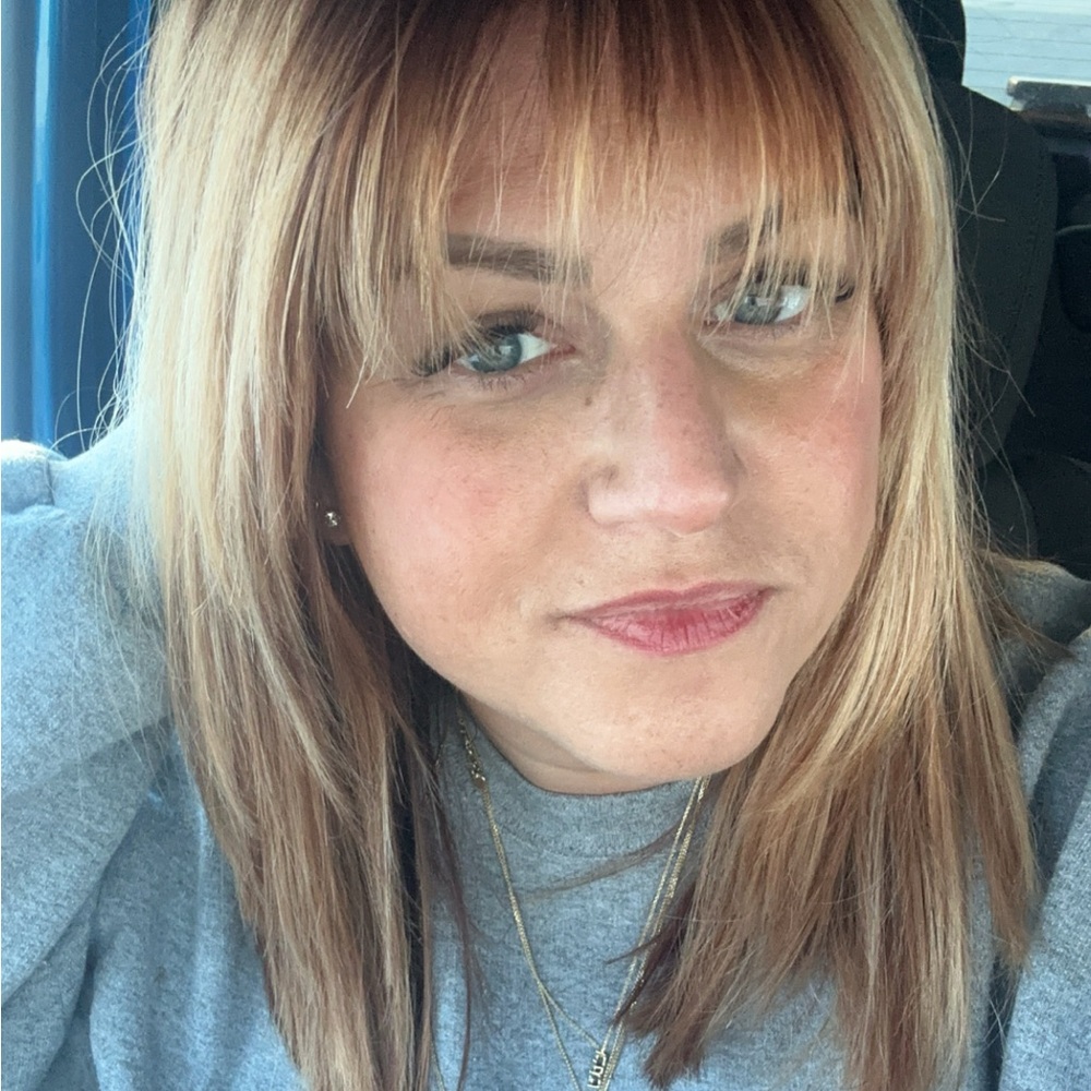 Meet your Posher, Amber